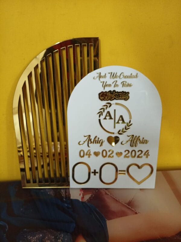 Acrylic wedding frame - Image 3