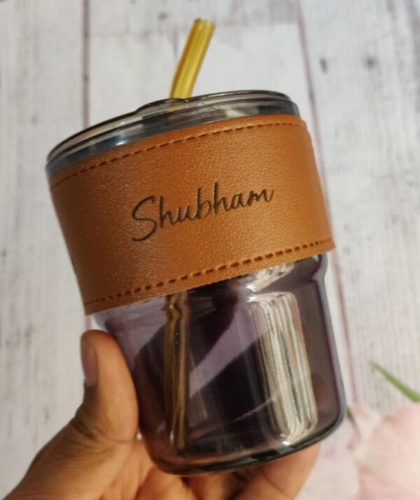 Personalized glass tumbler with lid