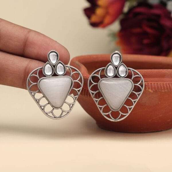 Off White Color Monalisa Stone Oxidised Earrings